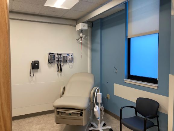 A view of an exam room at ChristianaCare's Whitehall practice