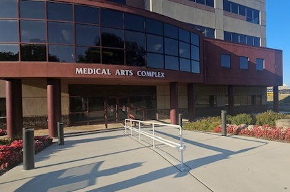 Front entrance to Women's Health at Brandywine