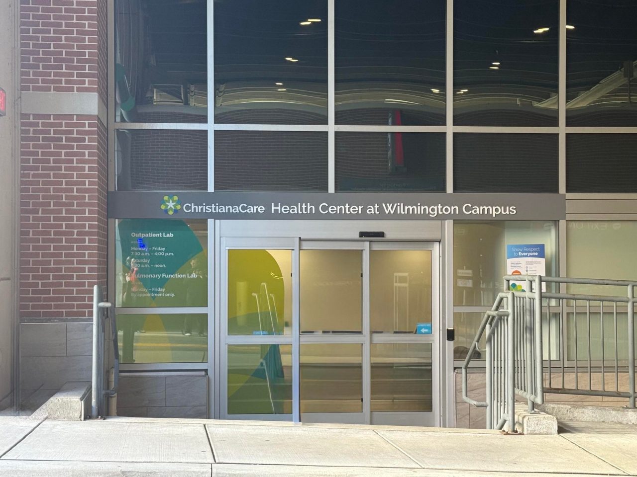 Main entrance of wilmington hospital